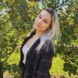 Meet your Posher, Madi